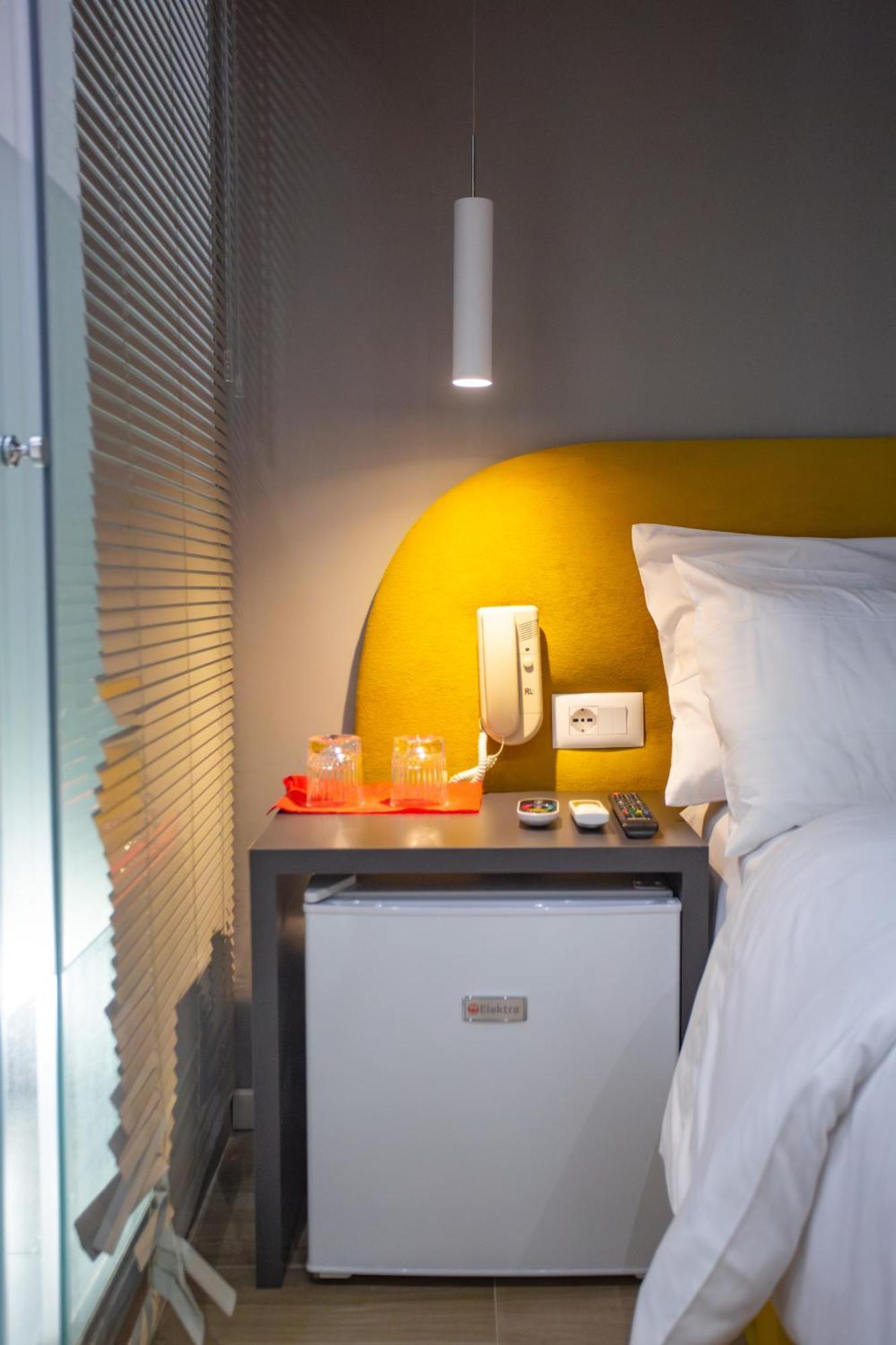 The Bubbles - Jacuzzi Hotel Tirana Exterior photo