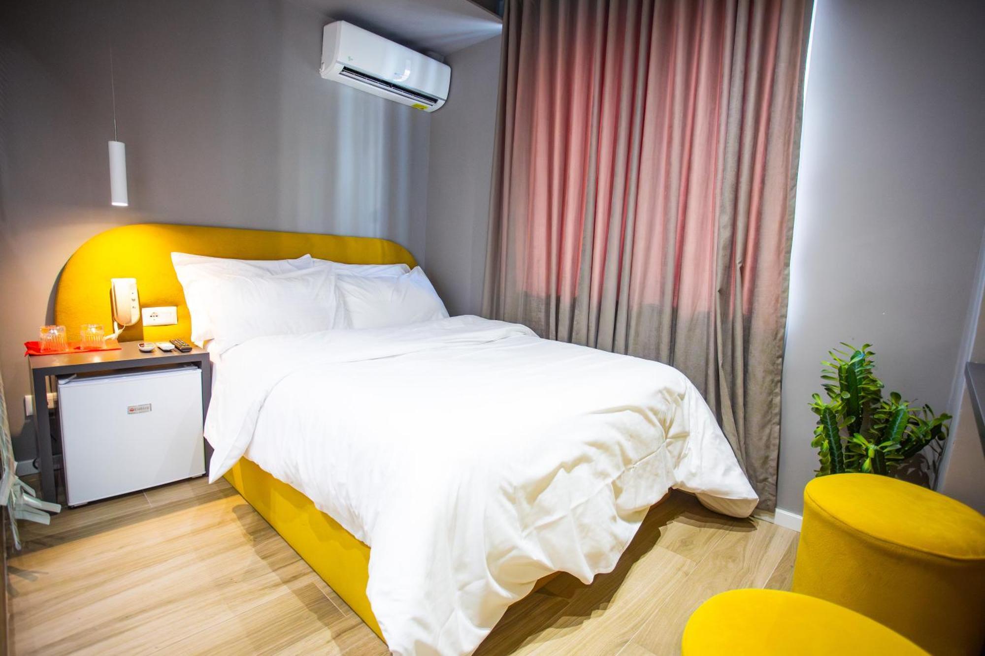The Bubbles - Jacuzzi Hotel Tirana Exterior photo